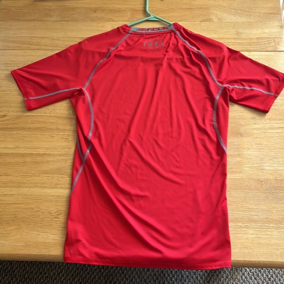 Under Armour Compression Shirt - Picture 2 of 3